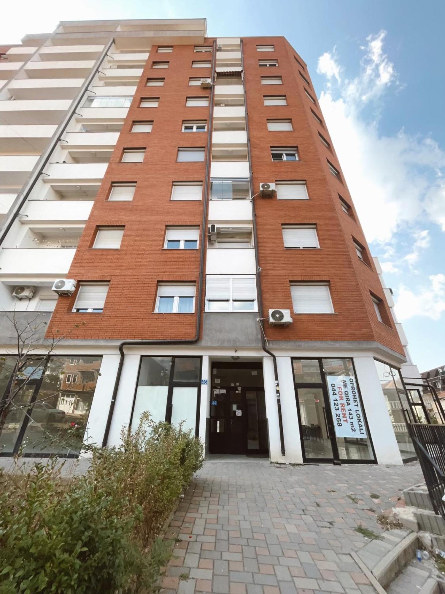 Apartment Troi Pristina Eksteriør bilde