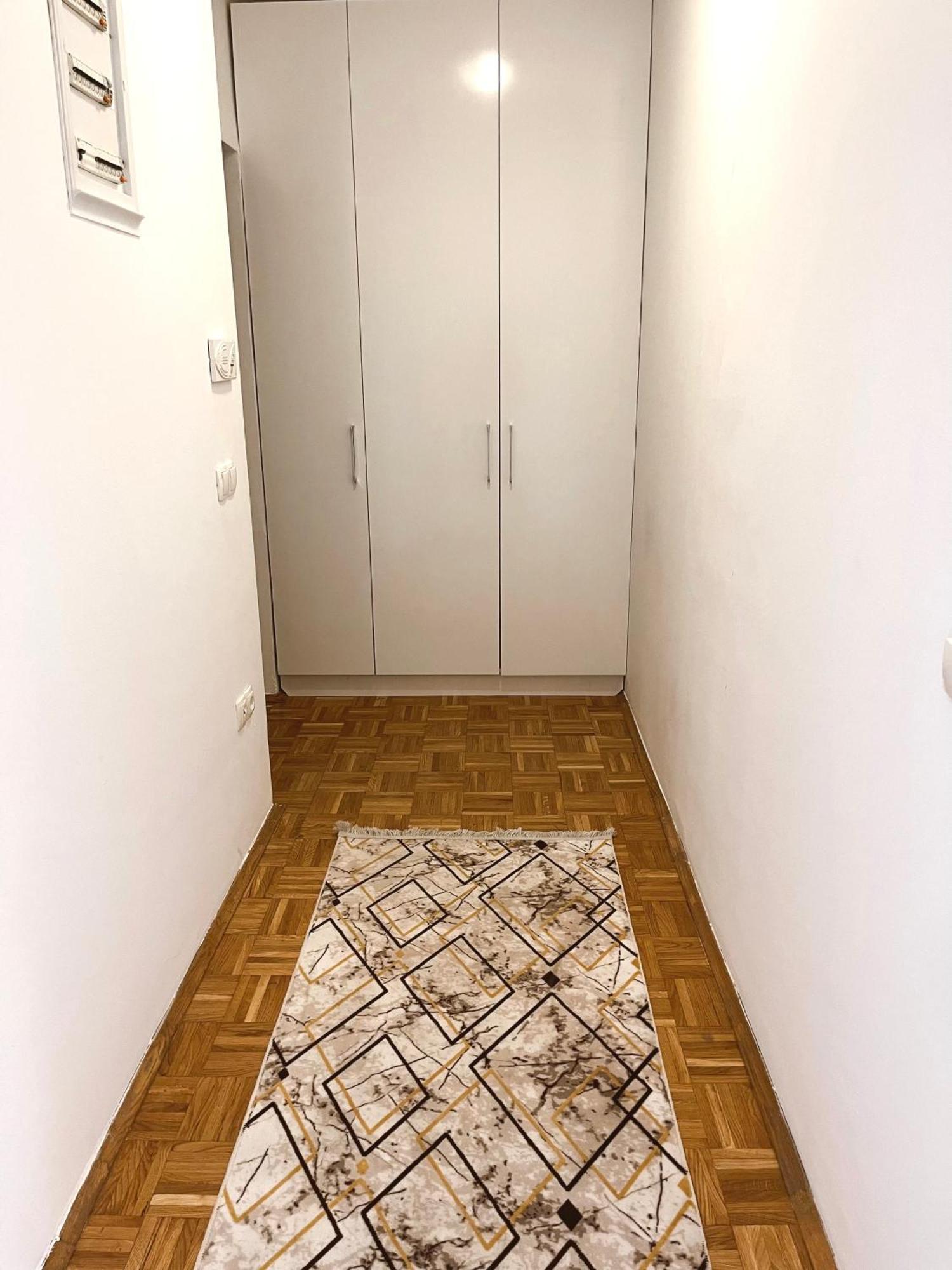 Apartment Troi Pristina Eksteriør bilde