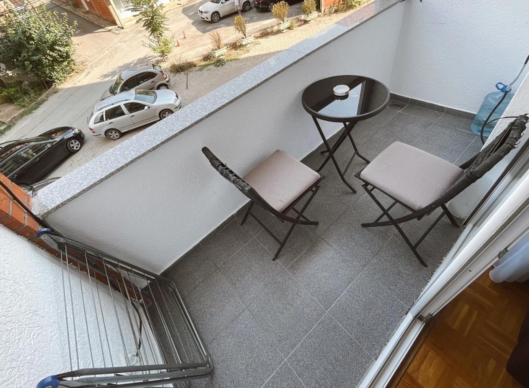 Apartment Troi Pristina Eksteriør bilde